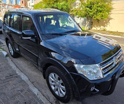 MITSUBISHI PAJERO FULL 3.2 HPE 4X4 16V TURBO INTERCOOLER DIESEL 4P AUTOMÁTICO MITSUBISHI PAJERO FULL 3.2 HPE 4X4 16V TURBO INTERCOOLER DIESEL 4P AUTOMÁTICO